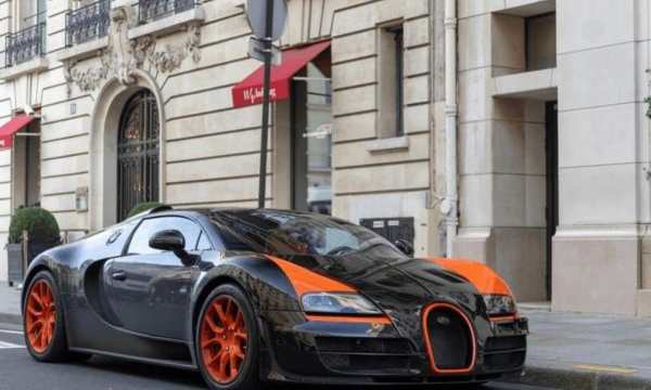 Bugatti Veyron (Fonte - Google)